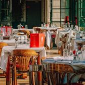 restaurant-3597677_1280